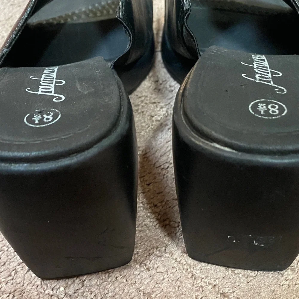 Women's Black Size 8.5 Mules w/ Wedge Heel Summer Neutral Academia Spring